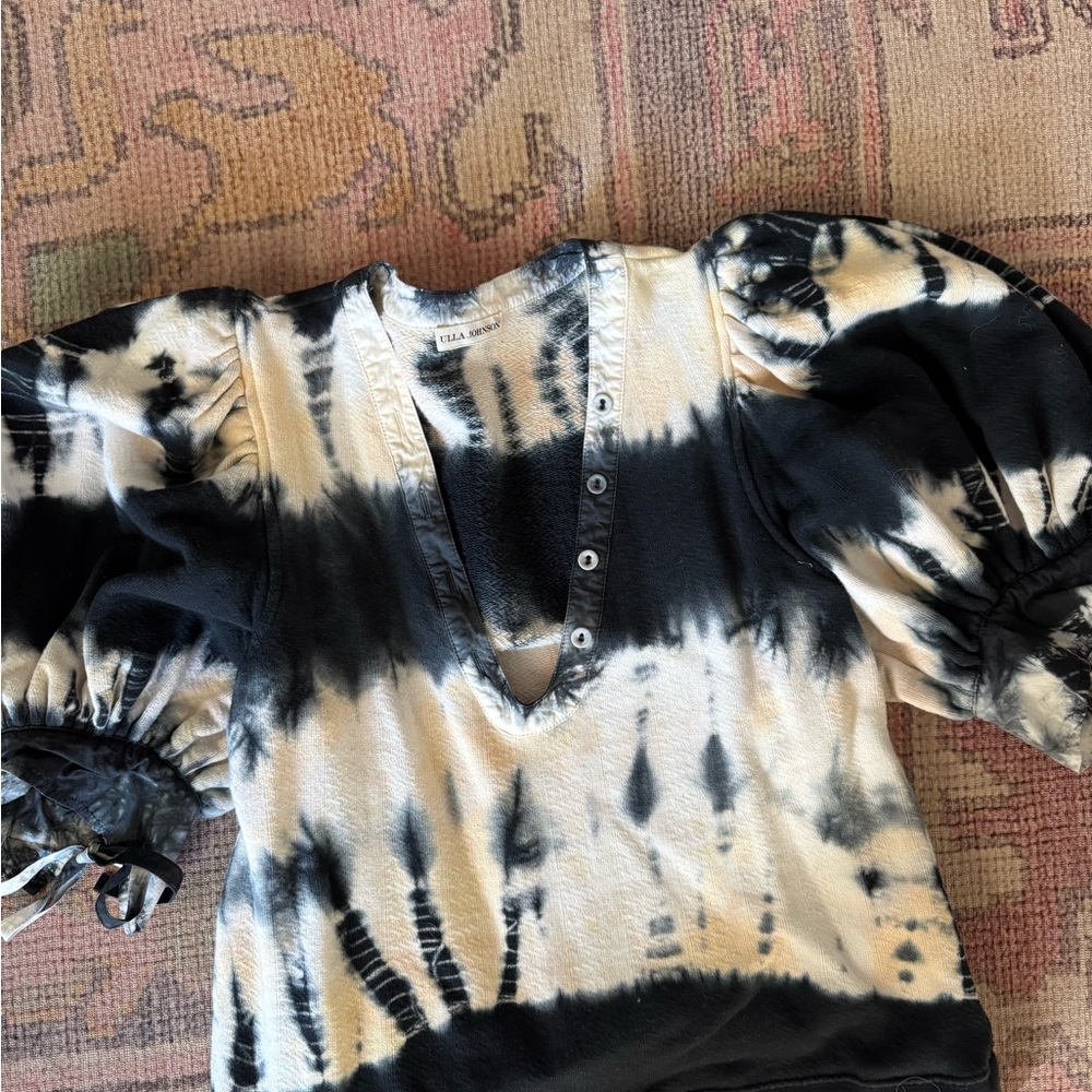 Ulla Johnson Black and Cream Puff Sleeve Blouse
